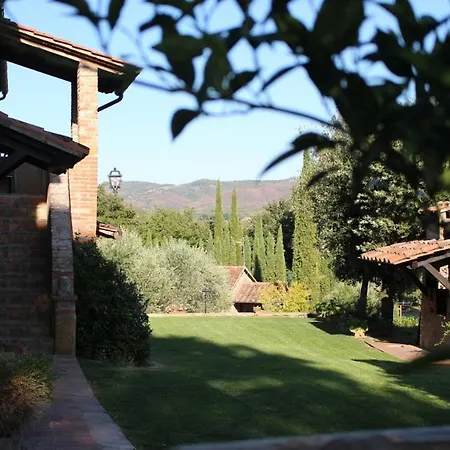 Sigliano Sleeps 4 Pool Wifi T763177 * San Litardo