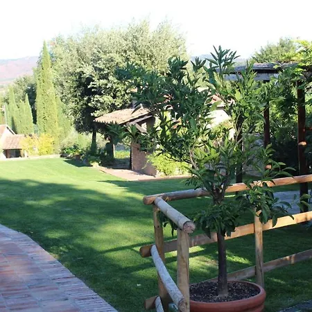 Apartment Sigliano Sleeps 4 Pool Wifi T763177 San Litardo
