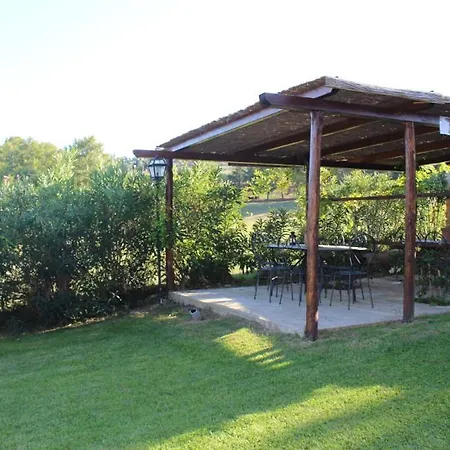 Sigliano Sleeps 4 Pool Wifi T763177 Apartment San Litardo