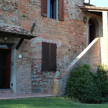 Sigliano Sleeps 4 Pool Wifi T763177 شقة San Litardo