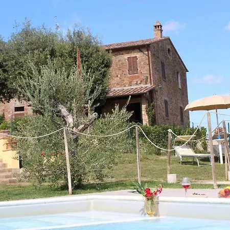 شقة Sigliano Sleeps 4 Pool Wifi T763177 *