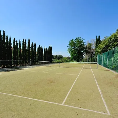 Sigliano Sleeps 4 Pool Wifi T763177 Apartment *