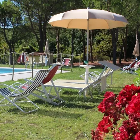 Sigliano Sleeps 4 Pool Wifi T763177 شقة *