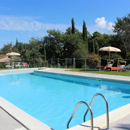 Sigliano Sleeps 4 Pool Wifi T763177 * San Litardo