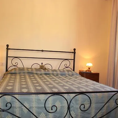 Sigliano Sleeps 4 Pool Wifi T763177 San Litardo