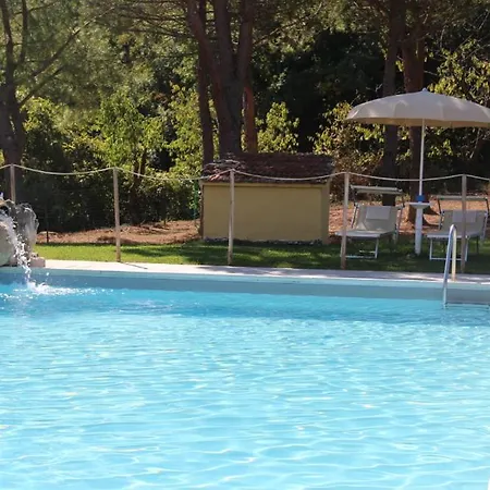 Sigliano Sleeps 4 Pool Wifi T763177 شقة San Litardo